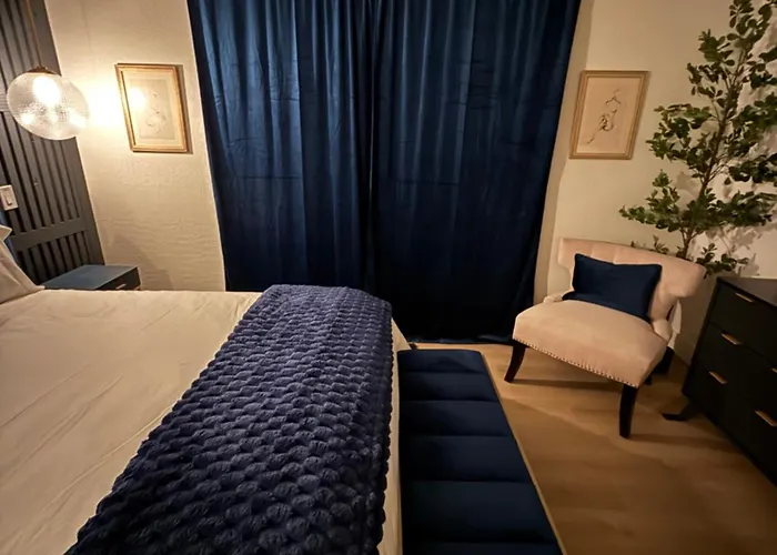 Location! Pool, Hot Tub, Game Near Old Town & Asu