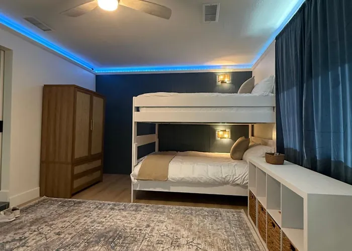Location! Pool, Hot Tub, Game Near Old Town & Asu *